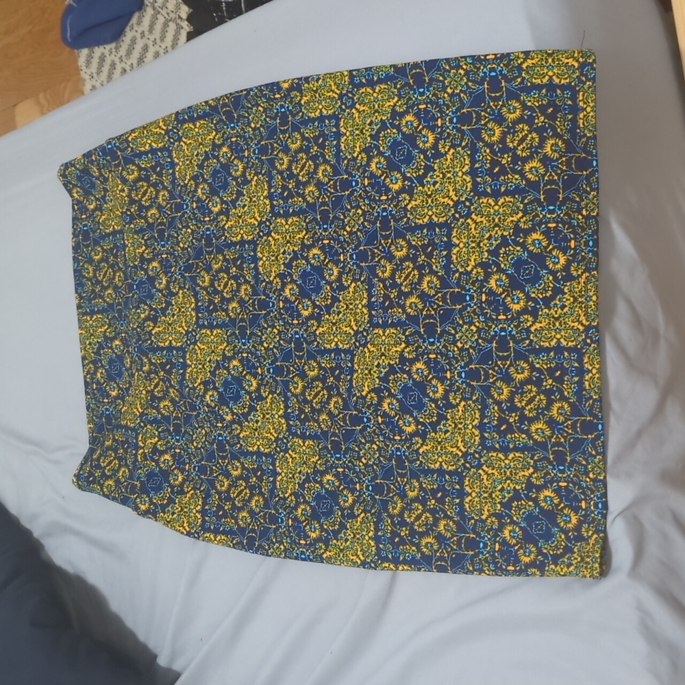 Lularoe skirt, L